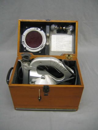 An Admiralty pattern 16410 signalling lamp boxed