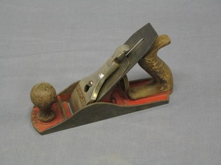 A Marples M4 smoothing plane