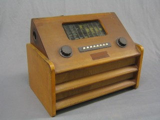 A Murphy radio contained in a wooden case