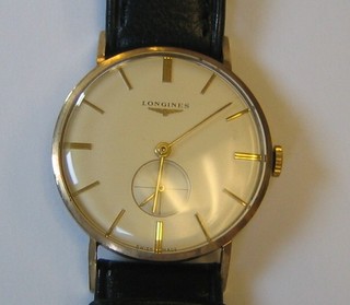 A gentleman's 9ct gold wristwatch by Longines