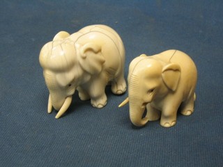 2 carved ivory figures of elephants 2" (1f and both heavily cracked)