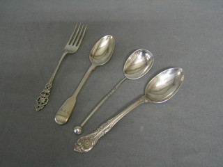 A Victorian silver fiddle pattern teaspoon, a silver jam spoon, a silver pastry fork and a Gotham Sterling spoon,