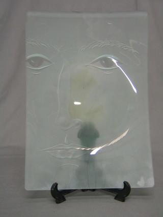 A rectangular 20th Century Art Glass bowl in the form of a face 142
