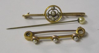 2 gold bar brooches set pearls and a "pearl" stick pin