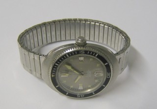 A 1960's divers watch contained in a stainless steel case