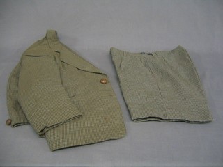 A boys 1940's/50's tweed 2 piece suite with 2 button jacket and shorts by John Menswear