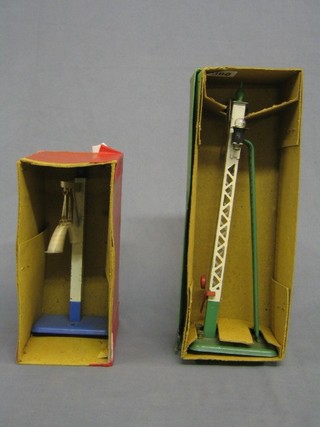 A  Hornby No. 2E signal, boxed together with a Hornby no. 815 loading gauge, boxed