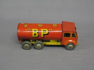 A BP Shell tin plate clock work petrol tanker (dent to side)