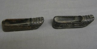 A pair of Oriental carved "agate" slippers 3"