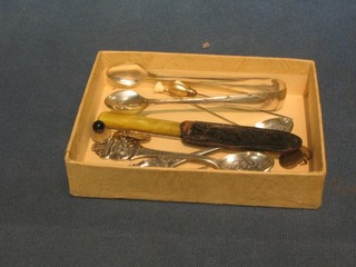 2 Rolex souvenir spoons, a pair of silver plated sugar tongs, a pair of gilt metal cufflinks and 6 hat pins