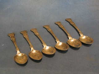 A harlequin set of 6 William IV Victorian Scots silver Queens pattern teaspoons, Edinburgh 1831 and 1849, 5 ozs