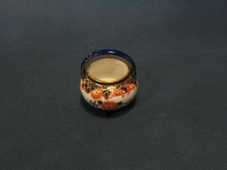 A Royal Crown Derby miniature cauldron 2"
