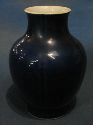 An 18th Century Oriental blue vase of club form, 7" (R to the neck)