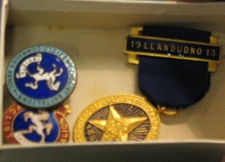 An enamelled Kent Cyclist's lapel badge, an enamelled  Kent Cyclist's Old Comrade Association lapel badge  and an incorporated Society of Sanitary Inspectors Association gilt enamel breast jewel