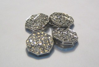 A pair of gentleman's hexagonal white gold cufflinks set diamonds (approx 1.21ct)