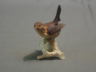 A Goebal figure of a Wren 4", beak chipped, a Pheasant, tail chipped and 2 fighting cockatoos (f)