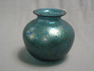An Art Glass vase 7"