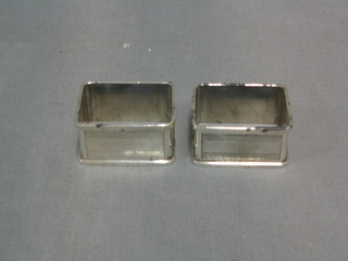 2 rectangular engraved silver napkin rings Birmingham 1949