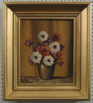 C Cawthorn, oil painting on board "Vase of Flowers" contained in a decorative gilt frame 12" x 10"