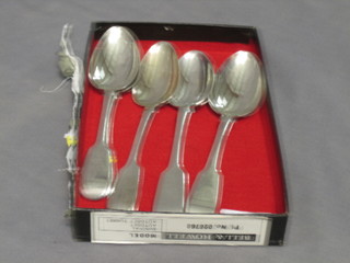 5 various Georgian silver fiddle pattern dessert spoons, 6ozs