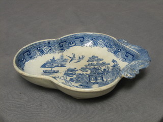 A 19th Century Willow pattern blue and white shaped dish 8"