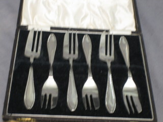 A set of 5 silver pastry forks, Birmingham 1932, 3 ozs