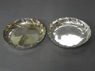 An oval silver plated twin handled biscuit box and cover 6"