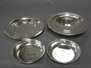 A circular silver plated platter 10", a circular silver plated pedestal bowl 10" and 2 silver plated bowls 6"
