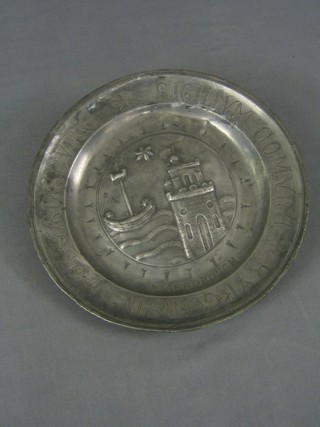 A 17th/18th Century circular arms dish decorated The Arms of Scarborough?, marked around the rim Sigillvm Comvne Bvrgensiv Descardebvrc 11 1/2", reverse quite plain and with no touch marks 