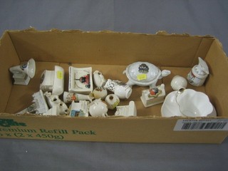 21 items of crested china