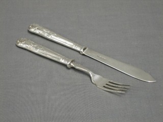 A silver  Queens pattern fish knife and fork, London 1975, 4 ozs