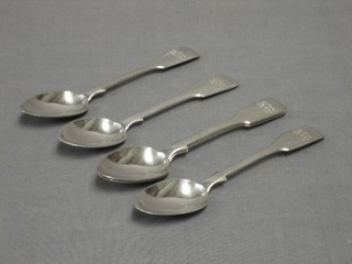 A set of 12 Victorian silver fiddle pattern tea spoons, London 1878, 10 ozs