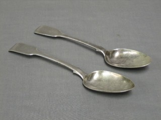 2 Georgian silver fiddle pattern table spoons, 4 ozs