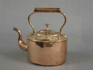 A small 19th/20th Century oval copper kettle