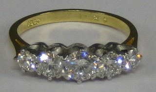 A lady's handsome 18ct yellow gold dress ring set 5 graduated diamonds (approx 1.25ct)