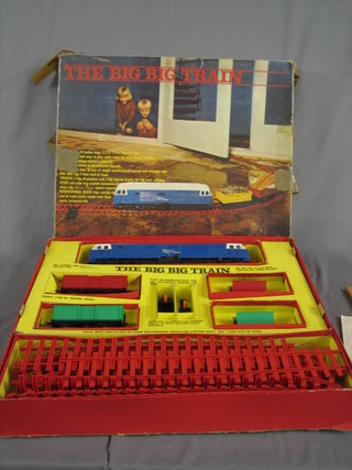 The Big Big train set by Blue Flier (some damage to the box)