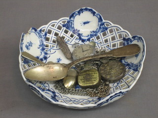 2 pocket watches (f), a small collection of flatware and sundry costume jewellery