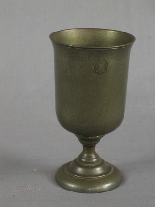 A pewter goblet, with touch mark, Made in London and a crown above a Tudor rose 6"