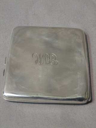 A silver cigarette case, Birmingham 1916, 3 ozs