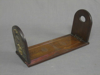 A pair of Victorian beech adjustable bookends 13" (f)