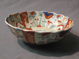 A Japanese Imari shallow porcelain bowl 7"