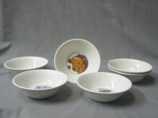 6 English Ironstone Beefeater series pottery dishes