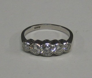 A lady's 18ct white gold engagement/dress ring set 5 diamonds (approx 1.02ct)