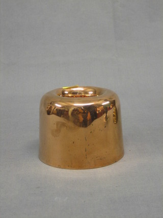 A 19th Century plain copper jelly mould 4 1/2" (some dents)