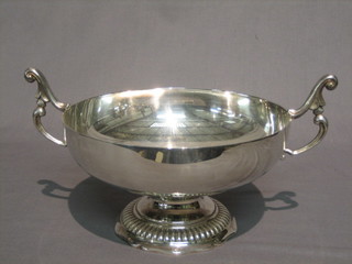 A silver plated twin handled trophy rose bowl 8"