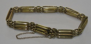A 9ct gold gatelink bracelet