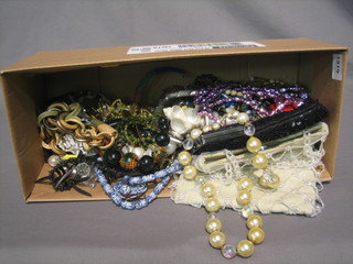 2  evening  bags  and  a collection of  various  items  of  costume jewellery