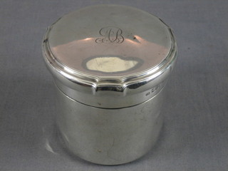 A cylindrical dressing table jar and cover, London 1917, 3", 5 ozs