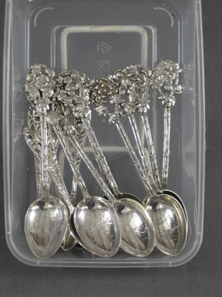 9 various Eastern silver teaspoons, 6 Eastern silver coffee spoons and a silver salt spoon
