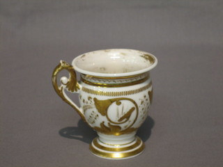 An 18th/19th Century Paris? porcelain cup of baluster form with gilt decoration 3"